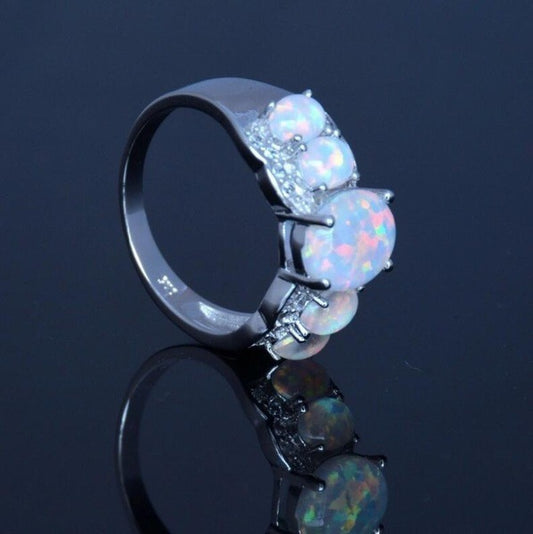 Vergoldeter Opal-Ring – Geometrisches Design für Stilvolle Anlässe