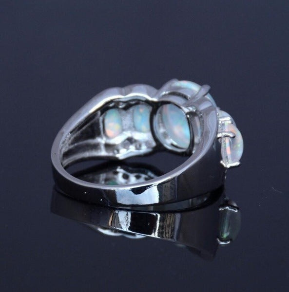 Vergoldeter Opal-Ring – Geometrisches Design für Stilvolle Anlässe