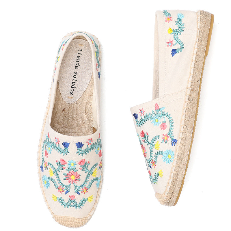 Sommerliche Damen-Espadrilles mit Stickereien – Leicht, Bequem und Stilvoll