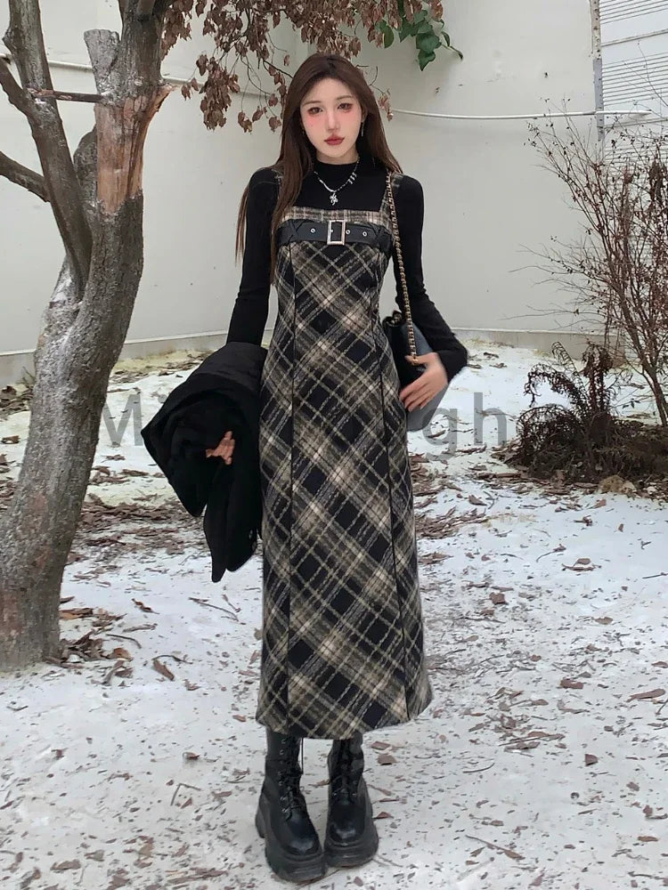 Französisch-elegantes kariertes Zweiteiler-Set für Damen – Patchwork-Design im Y2K-Vintage-Stil, modischer Retro-Anzug im koreanischen Look für den Winter 2024