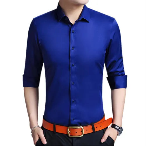 Helles Rotes Langarmhemd Herrenmode Slim Fit Hemden Weiße, Blaue, Graue Herren Tops Schwarzes, Lilanes, Grünes Kleid Camisa Männlich Chemise