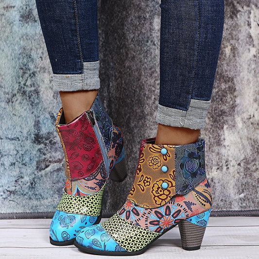 Damen Ankle Boots – Modische Stiefeletten mit Blumenmuster und Chunky Absatz