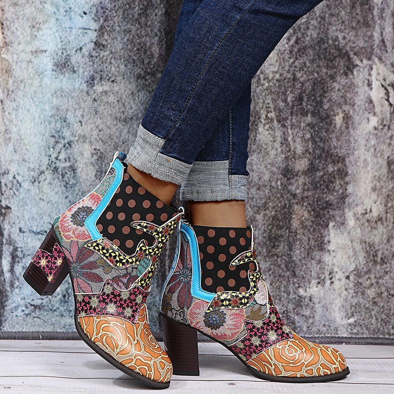 Damen Ankle Boots – Modische Stiefeletten mit Blumenmuster und Chunky Absatz