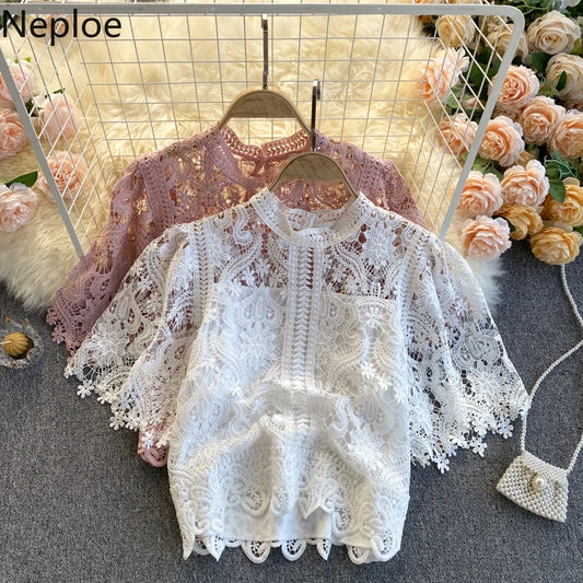 Neploe Damenbluse – Koreanische Mode mit Spitzen-Details und Blumenmuster