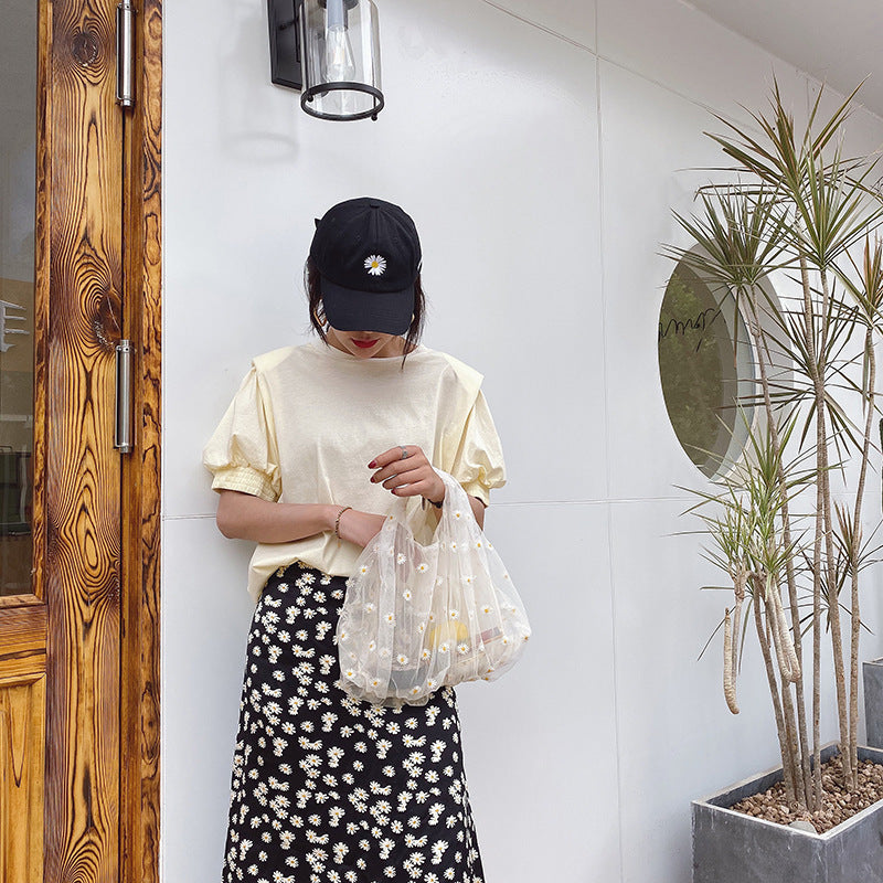 Elegante Damen-Handtasche aus Organza mit Stickerei – Verspieltes Design mit kleinen Gänseblümchen