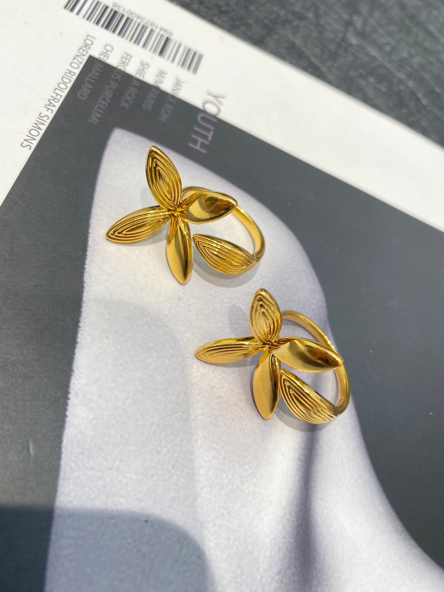 999er Reingold-Schmetterlings-Blumenring – Eleganz aus Purem Gold