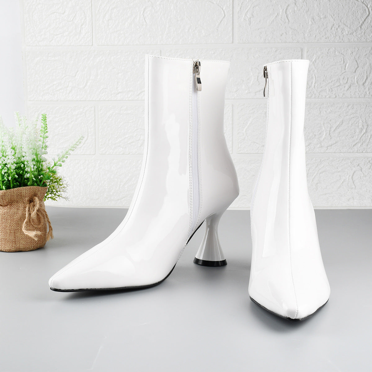 Damen Ankle Boots mit spitzer Zehenform und seitlichem Reißverschluss – Eleganz