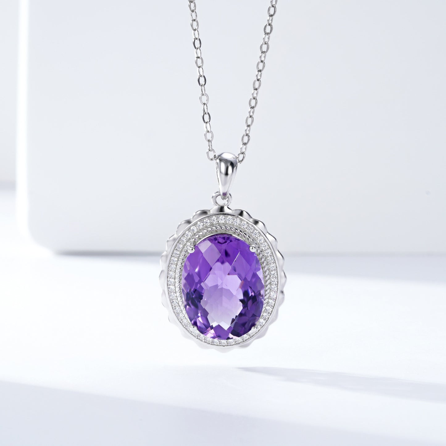 Luxuriöse S925 Silber Halskette mit ovalem Amethyst-Anhänger – Eleganz für besondere Anlässe