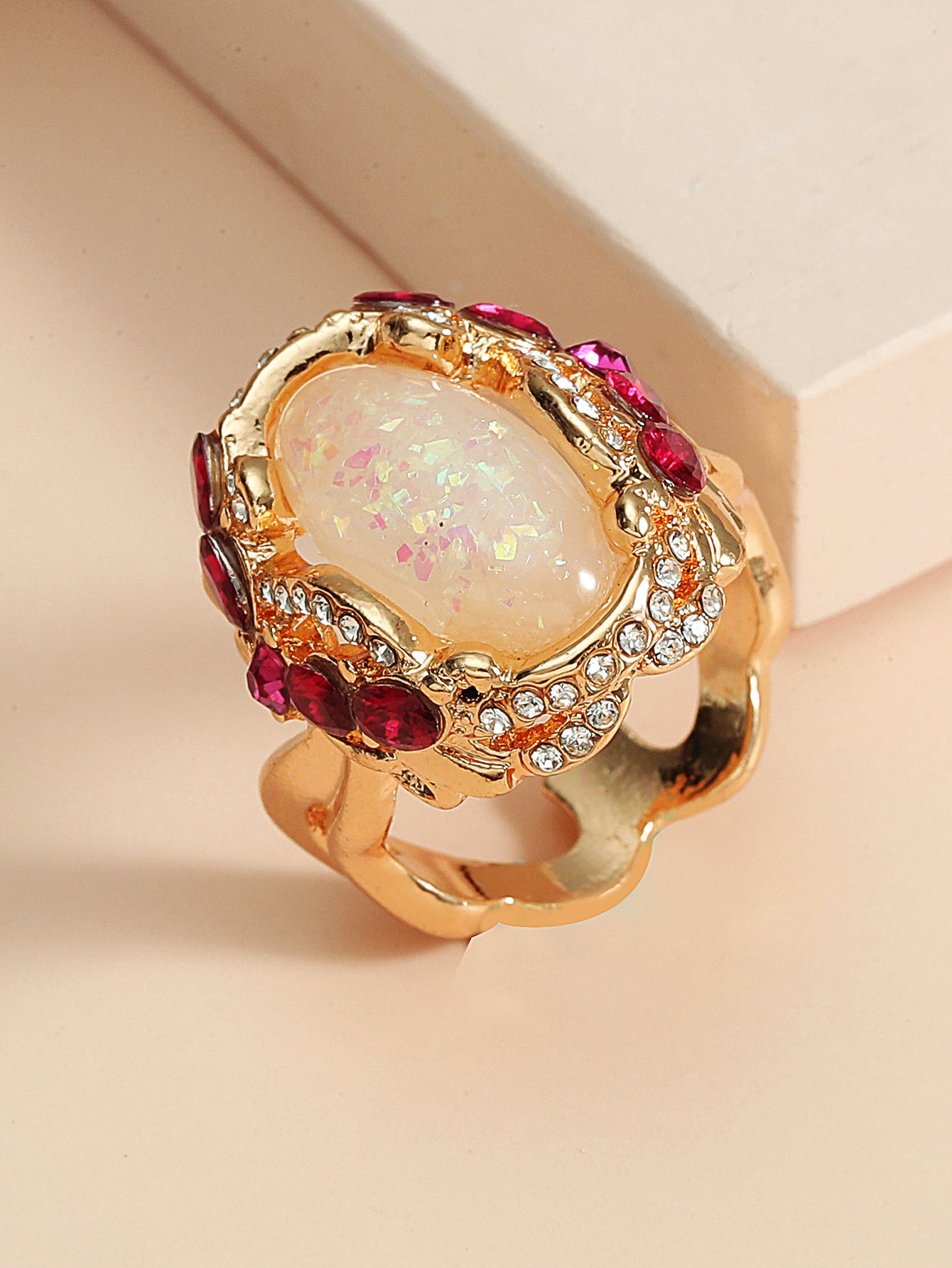 Gold-plated ring – European-American style with extravagance