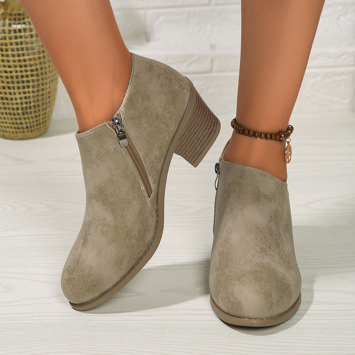 Chunky Heel Ankle Boots mit rundem Zeh und seitlichem Reißverschluss – Stilvoll und Bequem für Herbst und Winter