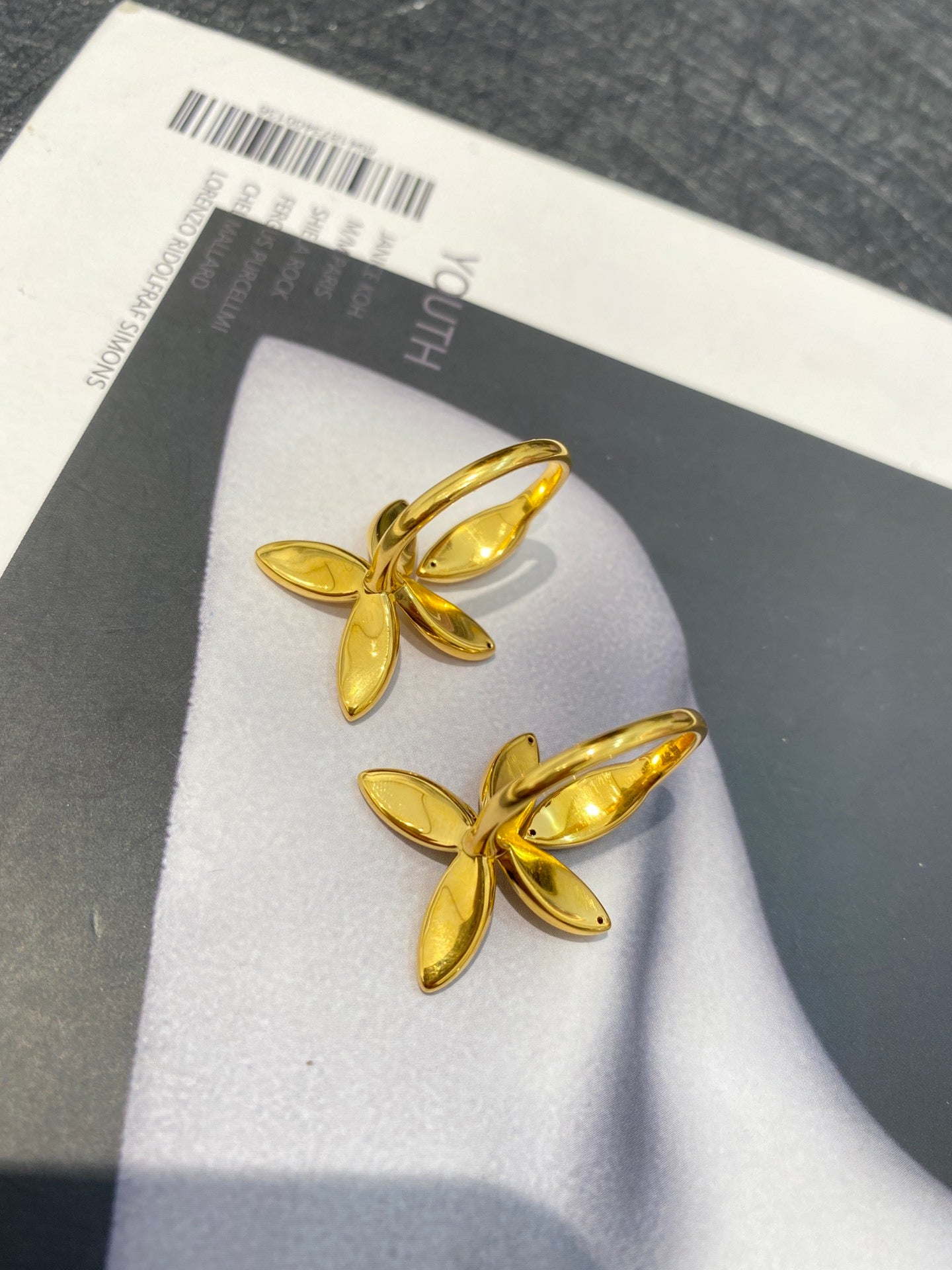 999er Reingold-Schmetterlings-Blumenring – Eleganz aus Purem Gold