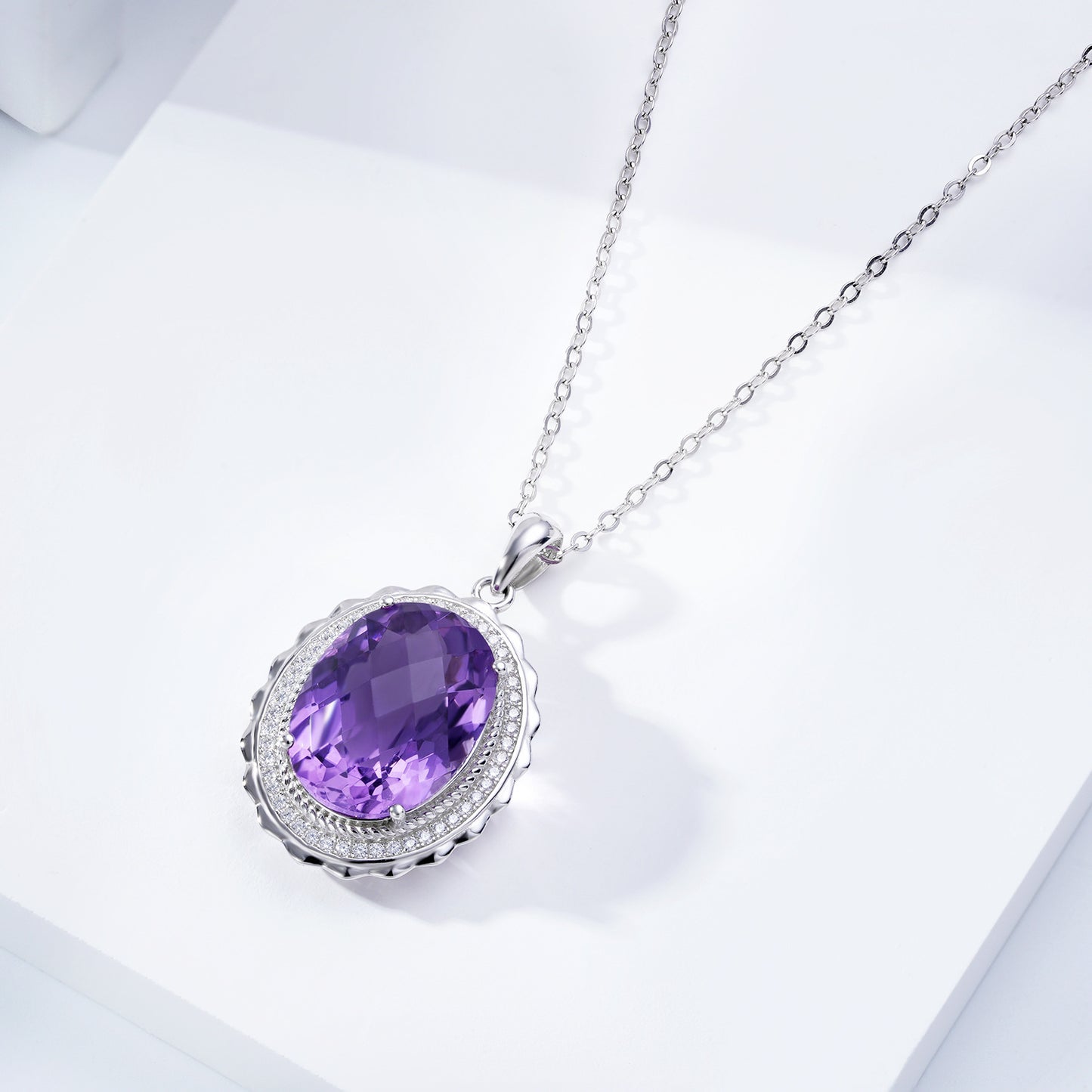 Luxuriöse S925 Silber Halskette mit ovalem Amethyst-Anhänger – Eleganz für besondere Anlässe