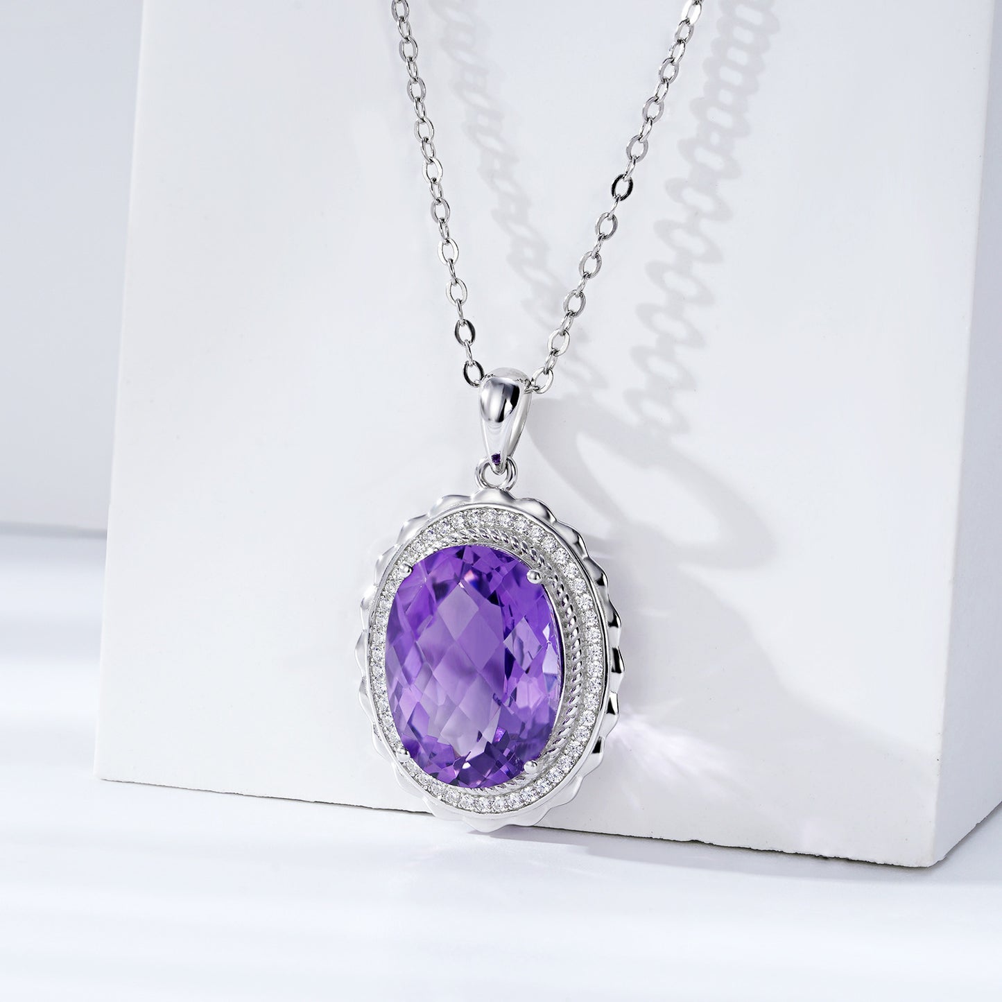 Luxuriöse S925 Silber Halskette mit ovalem Amethyst-Anhänger – Eleganz für besondere Anlässe